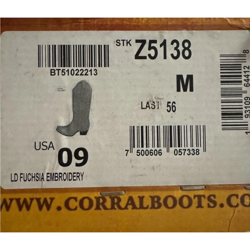 Corral Pink Embroidery Barbie Pink Boots Brand New size 9 - Picture 3 of 3